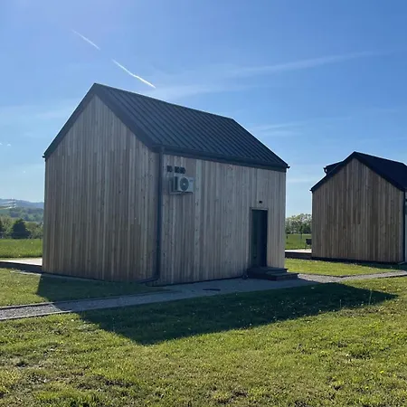 Dobkow 42 Hill Vila *