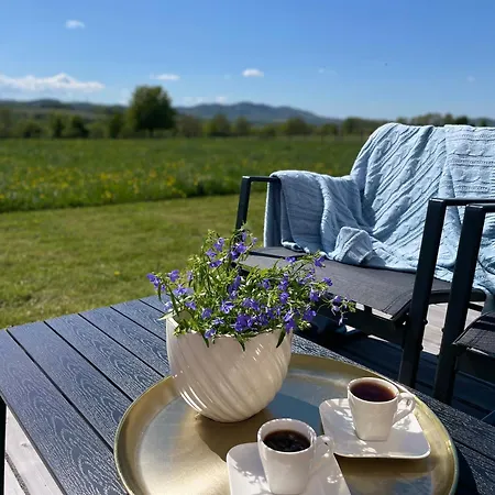 Dobkow 42 Hill Vila *