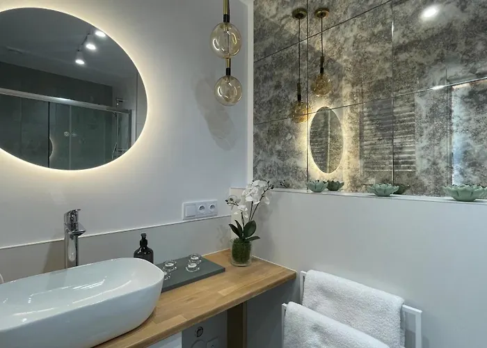 Villa Dobkow 42 Hill Dobkow (Lower Silesia)