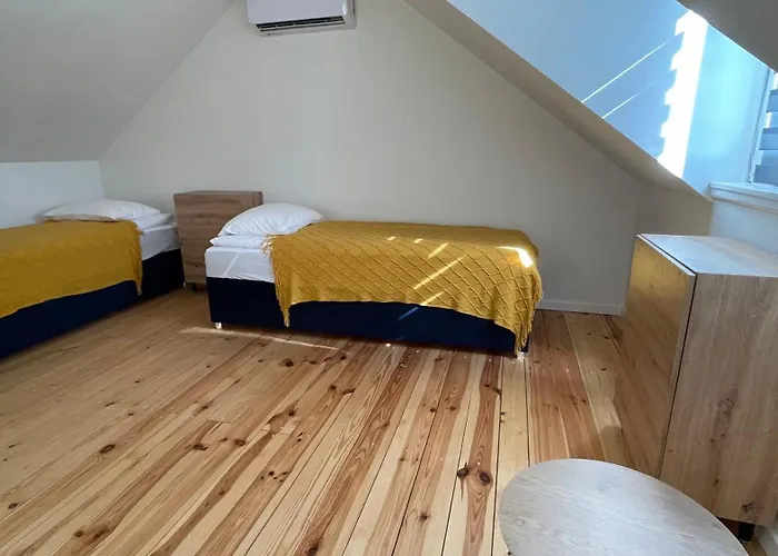 Dobkow 42 Hill Villa *