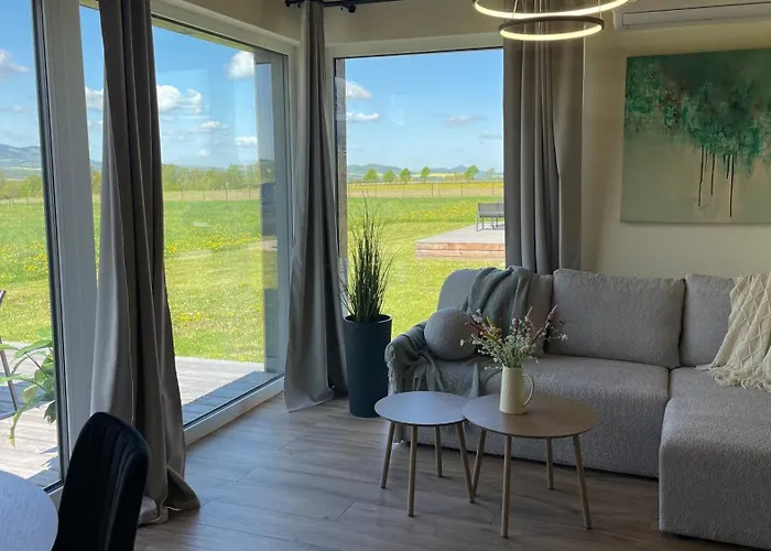 Dobkow 42 Hill Villa